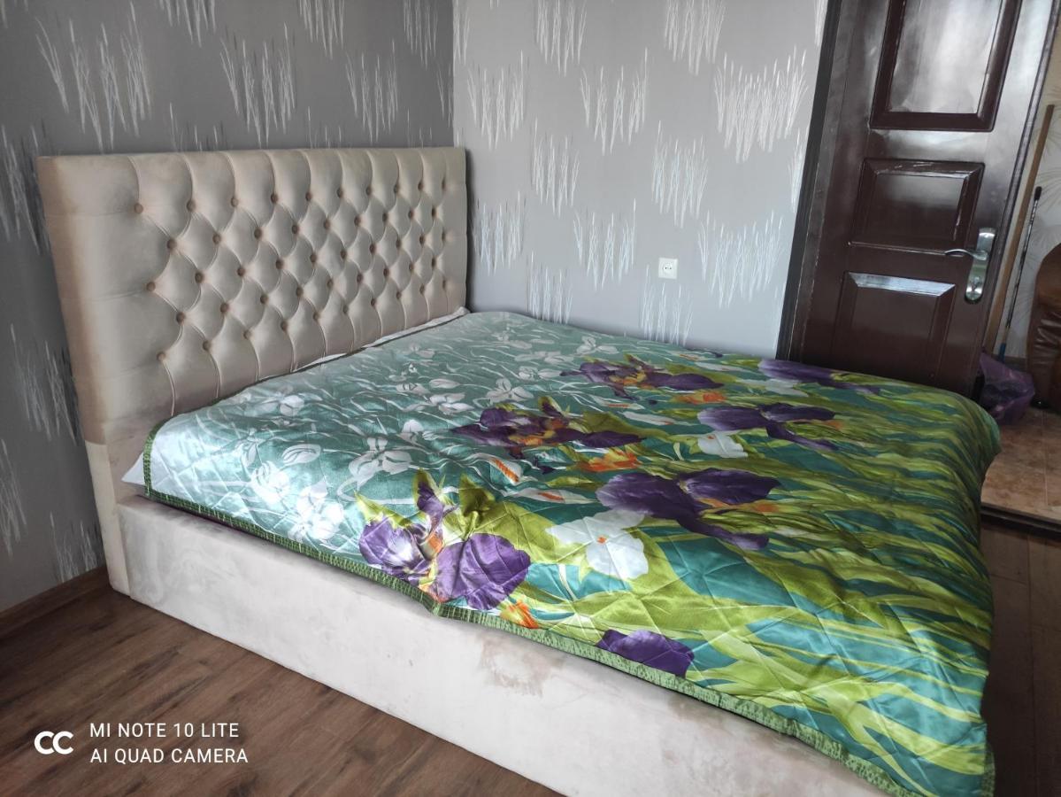Rustavi Guest House Eksteriør bilde