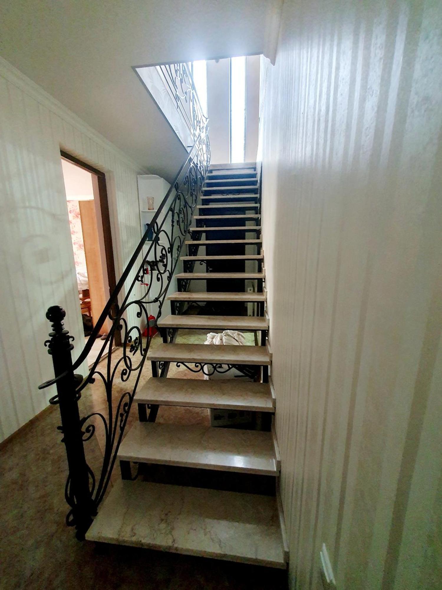 Rustavi Guest House Eksteriør bilde